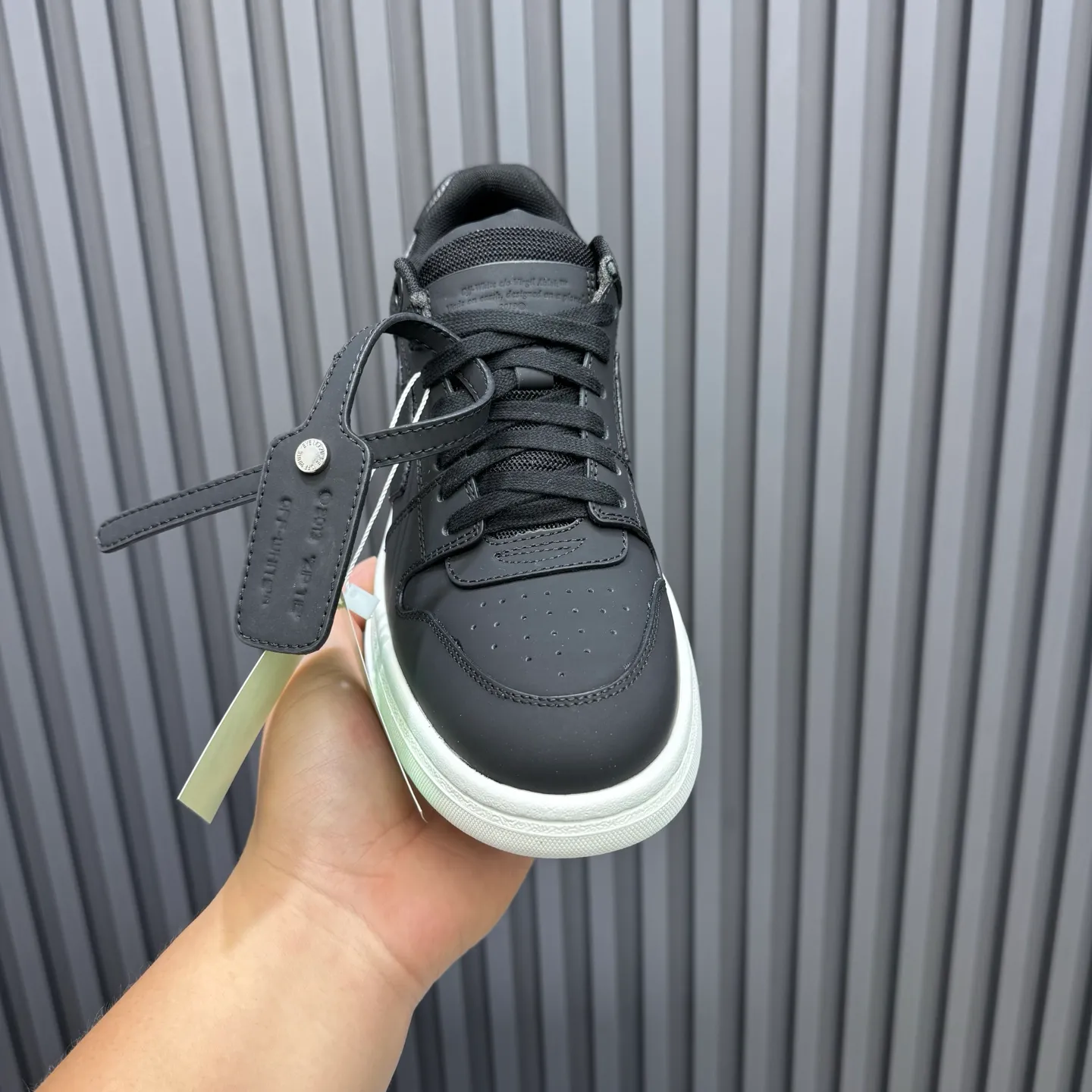 P620 OFF WHITE⚡️Couple model⚡️35-40 women’s model 39-46 men’s model